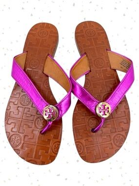 Tory Burch Thora Fuchsia Pink Leather Thong Sandals Metallic Mirror Metal Size 6